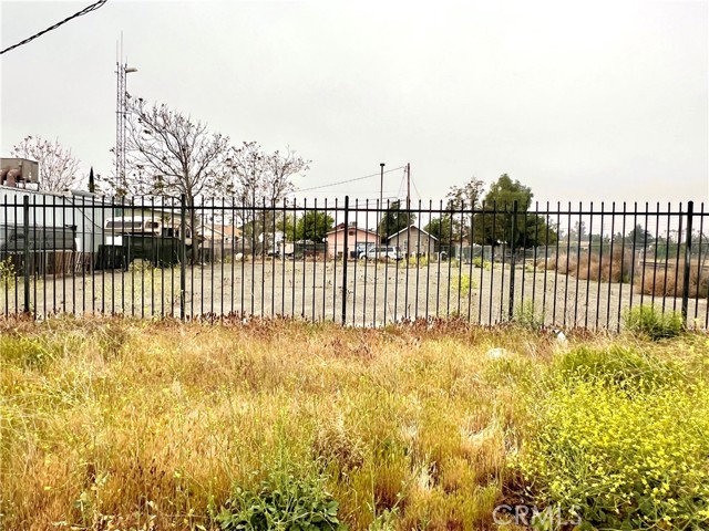 223 W B Street, Colton, California 92324, ,Commercial Lease,For Rent,223 W B Street,CRTR25088032