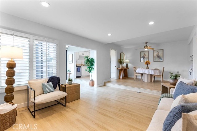 Detail Gallery Image 2 of 29 For 16933 Bluewater, Huntington Beach,  CA 92649 - 1 Beds | 1 Baths