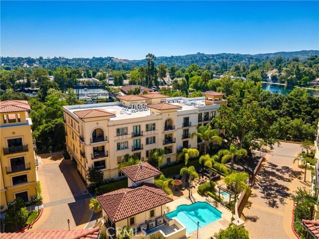 23500 Park Sorrento #D24, Calabasas, CA 91302