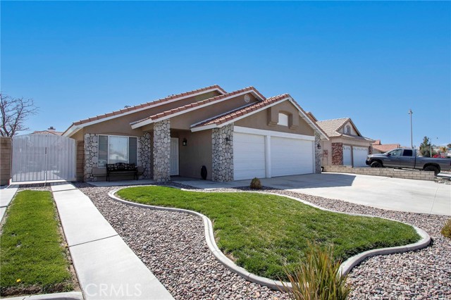 Image 2 for 12631 Blazing Star Ln, Victorville, CA 92392