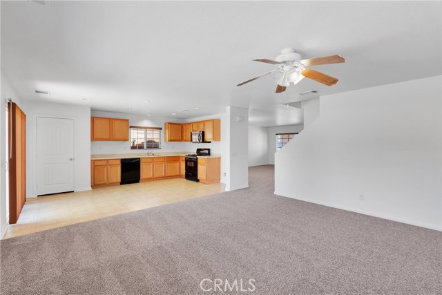 Detail Gallery Image 8 of 37 For 13102 Napa Ct, Hesperia,  CA 92344 - 5 Beds | 3 Baths