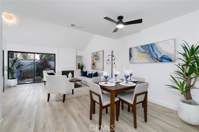 Detail Gallery Image 12 of 29 For 1327 Solera Ln #6,  Diamond Bar,  CA 91765 - 2 Beds | 3 Baths