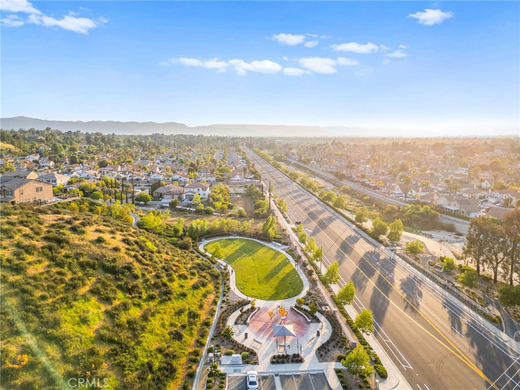 https://media.crmls.org/medias/6eef7c54-200a-4922-80e4-3ea5a30f4f28.jpg?preset=X-Large