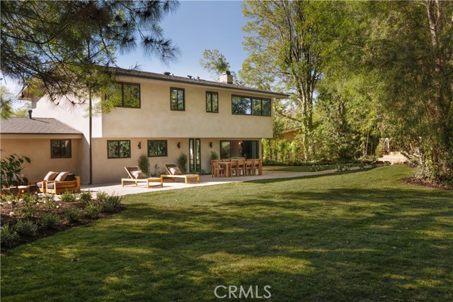 Detail Gallery Image 33 of 37 For 5557 Franrivers Ave, Woodland Hills,  CA 91367 - 4 Beds | 2/1 Baths