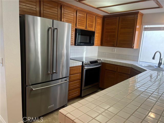 Detail Gallery Image 11 of 31 For 70 Shearwater, Newport Beach,  CA 92660 - 3 Beds | 2/1 Baths