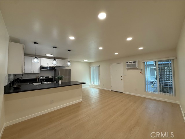 5611 Fulcher AVE Unit: 3