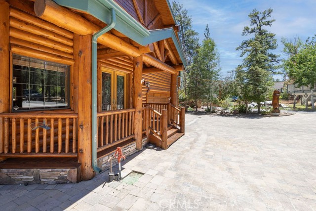 535 Cienega Road, Big Bear Lake CA: https://media.crmls.org/medias/6ef1324d-1334-4692-8fb2-6c6f81405a63.jpg
