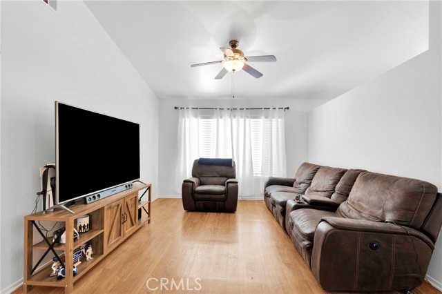 Detail Gallery Image 6 of 33 For 15026 Milford Ave, Adelanto,  CA 92301 - 4 Beds | 2 Baths