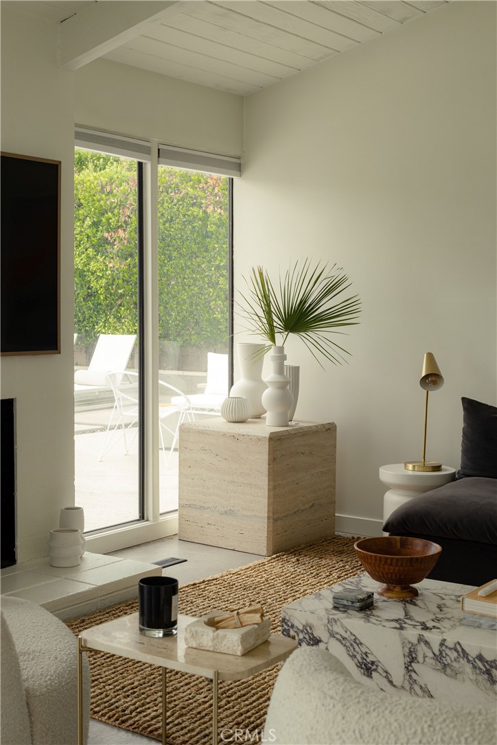 MLS #OC25263415 image #9