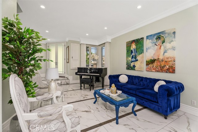 28532 Chimney Rock Circle, Trabuco Canyon CA: https://media.crmls.org/medias/6ef29452-27fc-4b85-a37c-37f981c91ffc.jpg