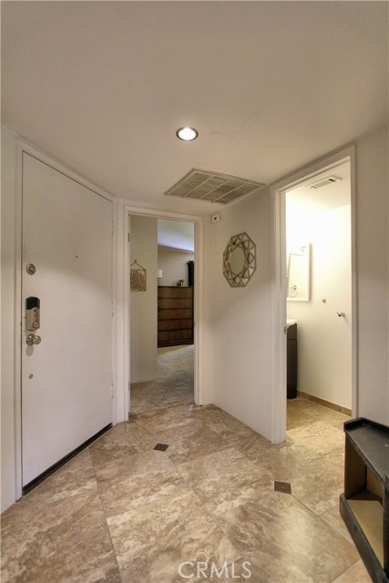Image 2 for 5125 Waverly DR #B8