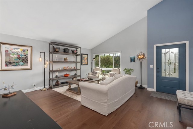 14801 Mayten Avenue, Irvine CA: https://media.crmls.org/medias/6ef53ac2-cc92-4ef4-9e43-f06a949a0974.jpg
