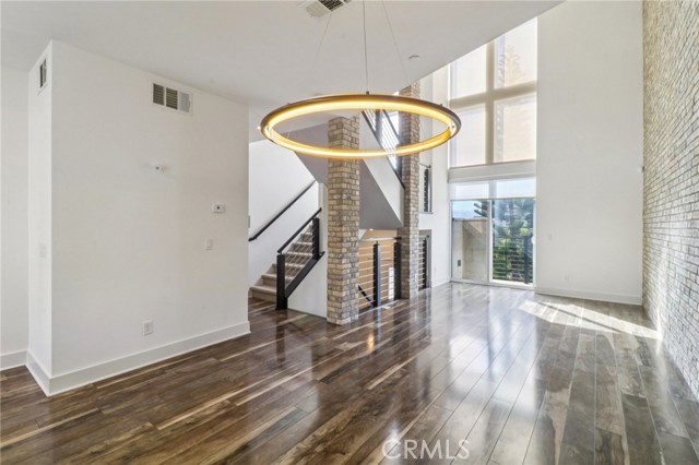 Detail Gallery Image 4 of 60 For 7887 Stylus, San Diego,  CA 92108 - 2 Beds | 2/1 Baths