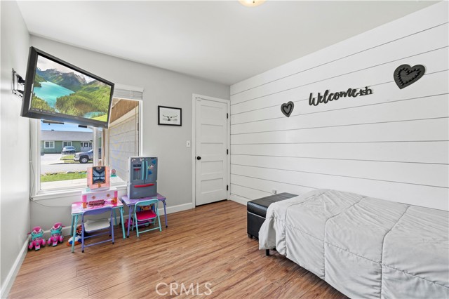 Detail Gallery Image 19 of 36 For 27036 Langside Ave, Canyon Country,  CA 91351 - 5 Beds | 2 Baths