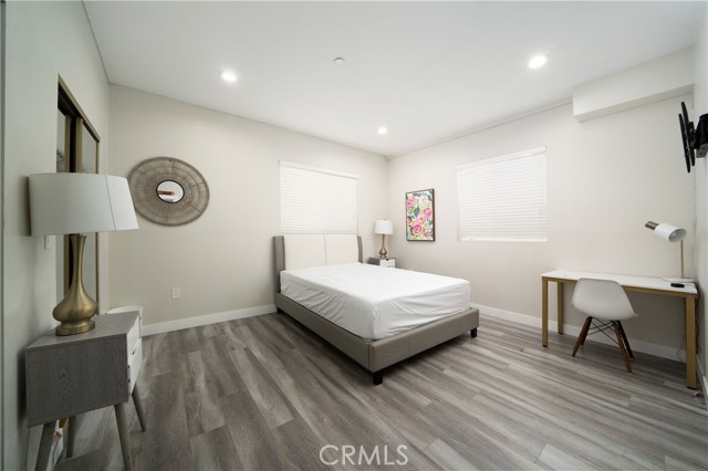 1805 S New England Street, Los Angeles CA: https://media.crmls.org/medias/6ef672ab-920b-40aa-83c7-b52fc7bd1e11.jpg