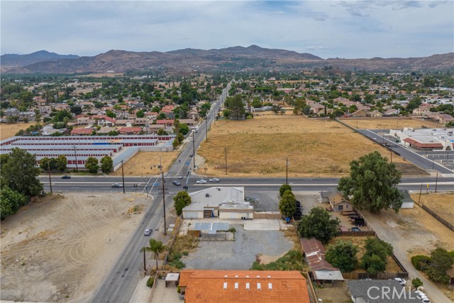 4490 E Florida Avenue, Hemet, California 92544, ,Commercial Lease,For Rent,4490 E Florida Avenue,CRPW24135694