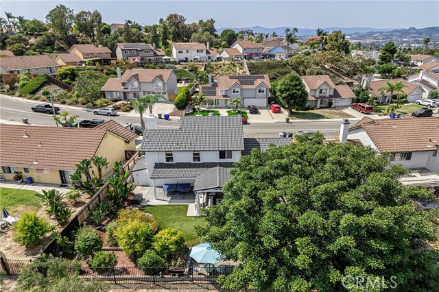 1324 Darwin Drive, Oceanside CA: https://media.crmls.org/medias/6ef8324f-941d-4ce1-b3ce-036a5ee16dba.jpg