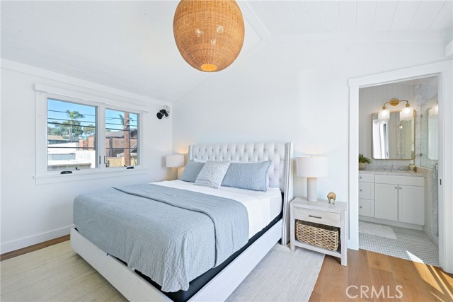 Detail Gallery Image 32 of 43 For 360 Cliff, Laguna Beach,  CA 92651 - 3 Beds | 3 Baths