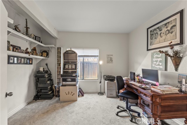 Detail Gallery Image 10 of 39 For 10742 Mendoza Rd, Moreno Valley,  CA 92557 - 5 Beds | 3 Baths