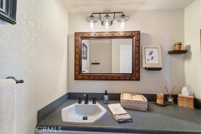 Detail Gallery Image 31 of 54 For 1073 Ridge Heights Dr, Fallbrook,  CA 92028 - 3 Beds | 2/1 Baths