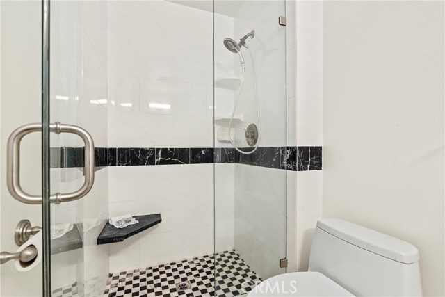 6542 Ocean Crest Drive, Rancho Palos Verdes CA: https://media.crmls.org/medias/6efad10f-4c30-4818-9a11-5e0be7b86763.jpg