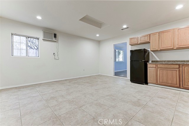 Detail Gallery Image 23 of 55 For 6648 Gaviota Ave, Lake Balboa,  CA 91406 - 4 Beds | 4 Baths