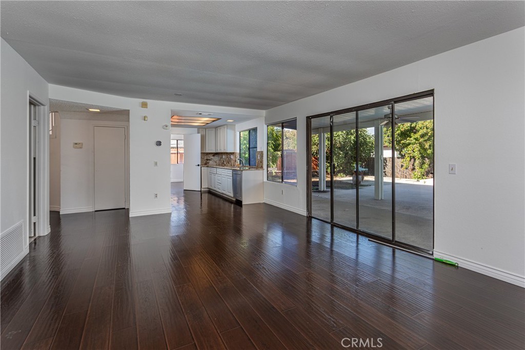 MLS #BB25265701 image #9