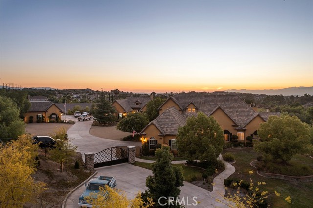 14787 Wood Road, Riverside CA: https://media.crmls.org/medias/6efefd16-5256-4a36-b4e0-63b6088a0d69.jpg
