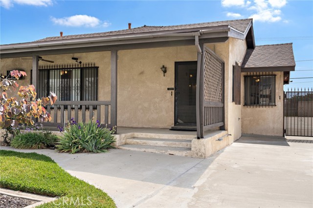 9649 Grace Street, Fontana CA: https://media.crmls.org/medias/6eff2ba8-3d57-477f-a7ca-74f9531ecc6c.jpg