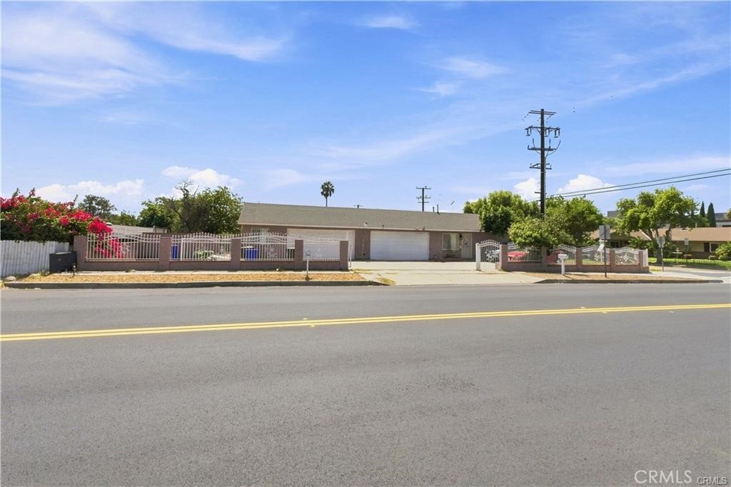 Duplex at 17317 Marygold