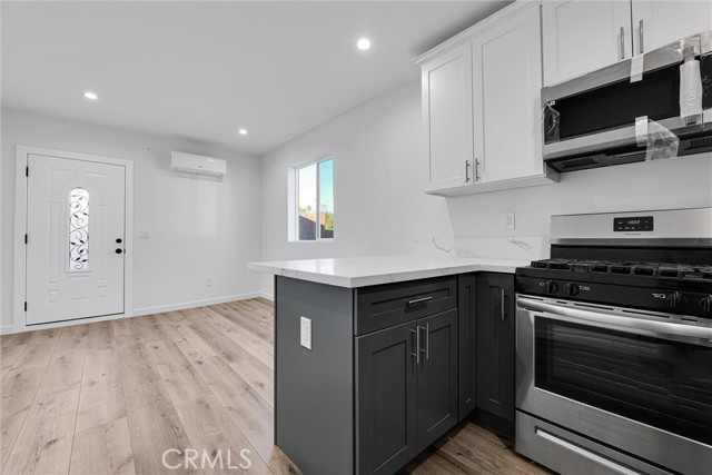 Detail Gallery Image 9 of 21 For 1020 Dennis #B,  Simi Valley,  CA 93065 - 1 Beds | 1 Baths