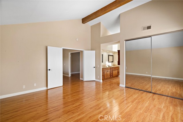 21572 Via Invierno, Lake Forest CA: https://media.crmls.org/medias/6f014a90-1677-4297-9391-bc1048a77dc7.jpg