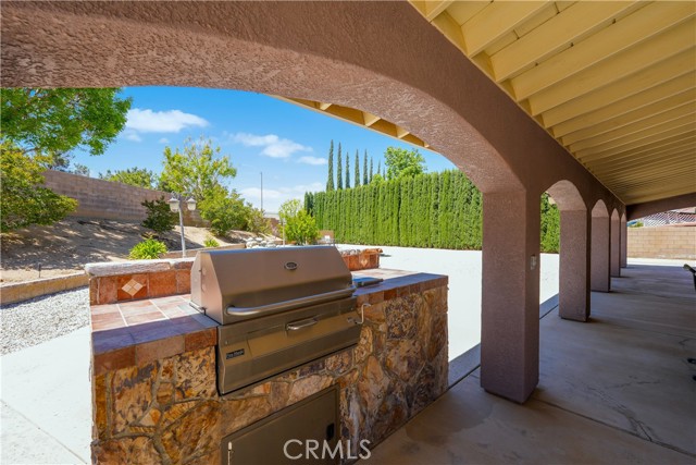 Detail Gallery Image 33 of 53 For 40925 Ridgegate Ln, Palmdale,  CA 93551 - 5 Beds | 4 Baths