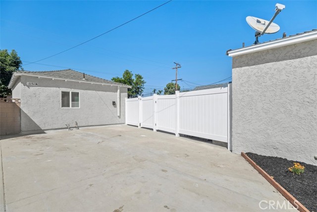 Entry to Separate ADU