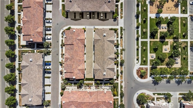 2777 E Bordeaux Drive, Ontario CA: https://media.crmls.org/medias/6f034400-25a8-4705-83a6-5ddc105902b0.jpg