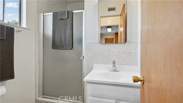 Detail Gallery Image 11 of 26 For 5427 Picker St, Riverside,  CA 92503 - 4 Beds | 2 Baths