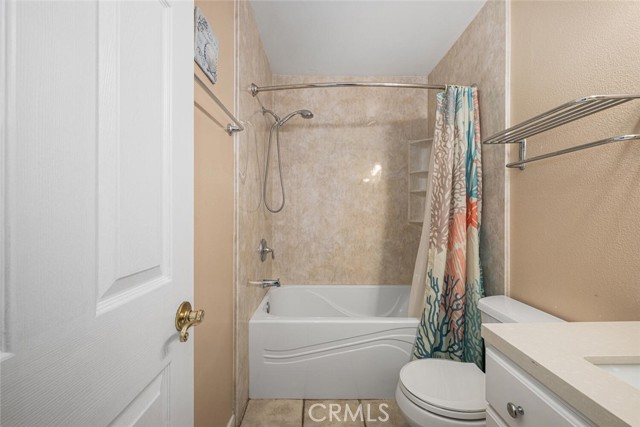 Image 32 of 55 For 590 Espanita