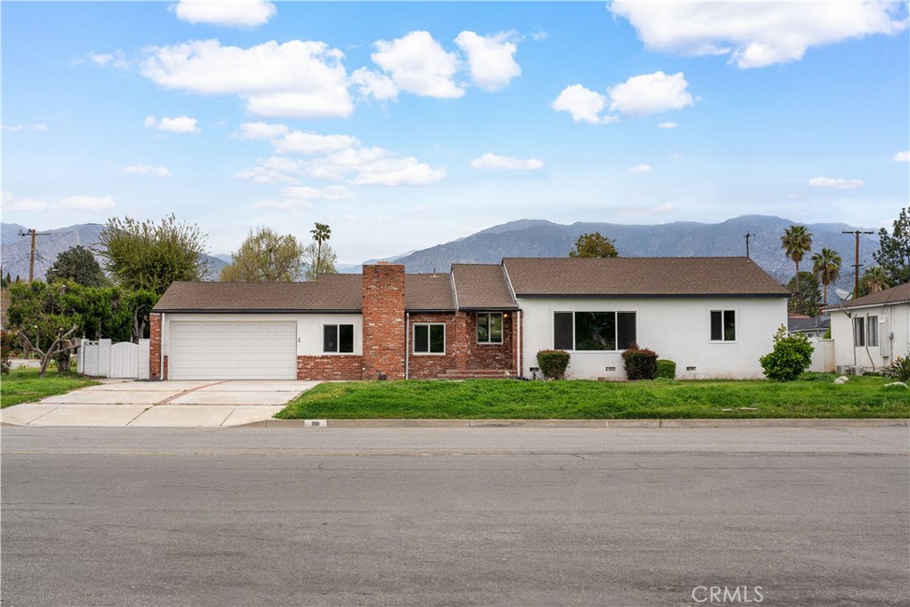 1101 E Camino Real Avenue