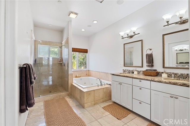 Image 22 of 73 For 15471 Green Valley Truck