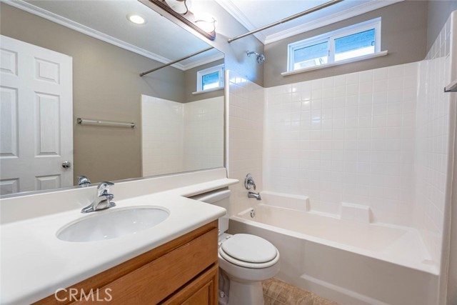 Detail Gallery Image 21 of 49 For 24142 Tango Dr, Valencia,  CA 91354 - 4 Beds | 2/1 Baths