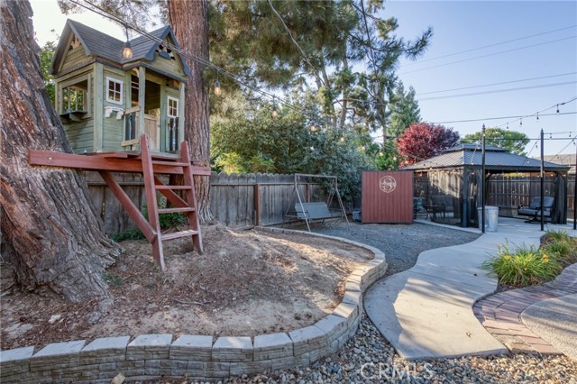 Detail Gallery Image 16 of 29 For 6384 E Lowe Ave, Fresno,  CA 93727 - 3 Beds | 2 Baths