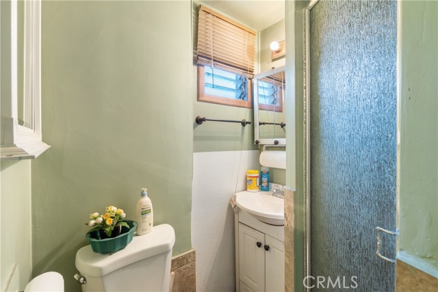 11028 Spinning Avenue, Inglewood CA: https://media.crmls.org/medias/6f05a128-3721-41ee-867f-370d70392da7.jpg