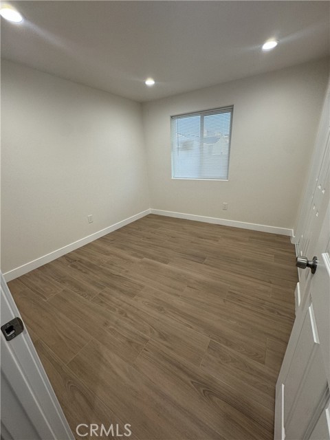 Detail Gallery Image 10 of 12 For 11624 208th, Lakewood,  CA 90715 - 3 Beds | 2 Baths