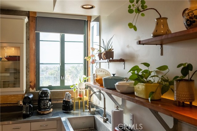 Detail Gallery Image 24 of 69 For 100 W 5th 6c,  Long Beach,  CA 90802 - 1 Beds | 1 Baths