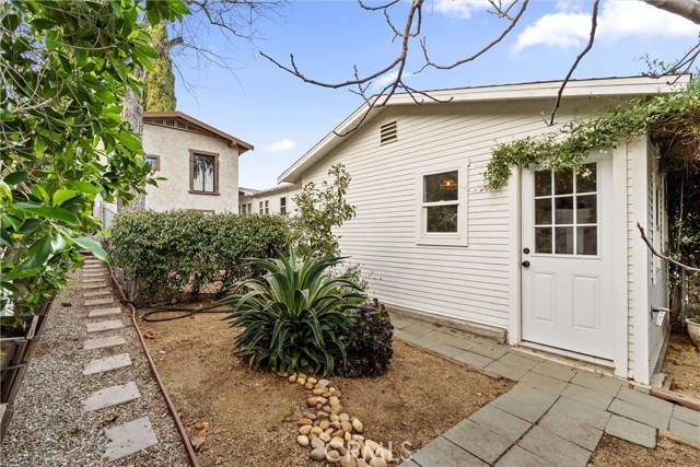 Detail Gallery Image 14 of 30 For 6072 Delphi, Los Angeles,  CA 90042 - 1 Beds | 1 Baths