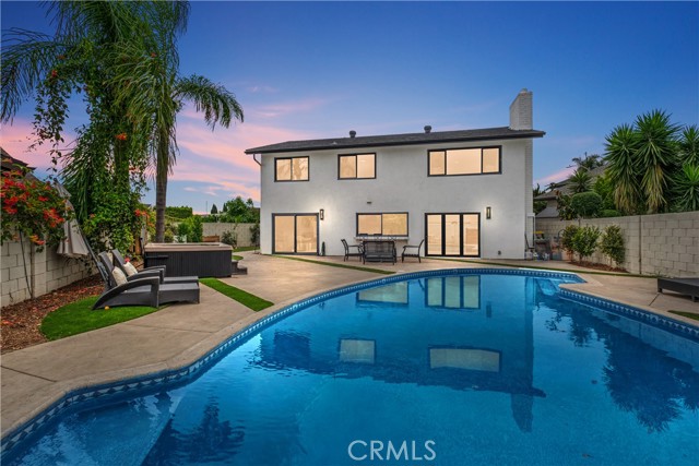 3550 Goldenrod Circle, Seal Beach CA: https://media.crmls.org/medias/6f08c2fe-9883-4e2b-a123-37c56204164c.jpg