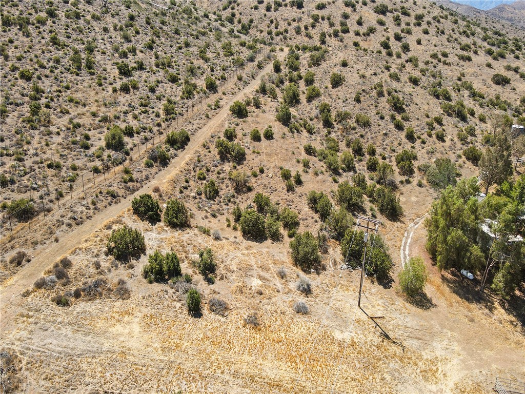 https://media.crmls.org/medias/6f090621-c6e4-4cf7-967e-2e52a97d26c3.jpg?preset=X-Large