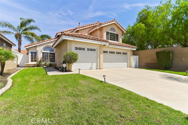 371 Hendricks Circle, Corona, CA 92879