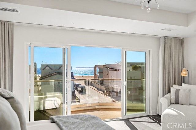 Detail Gallery Image 26 of 43 For 5512 Seashore, Newport Beach,  CA 92663 - 3 Beds | 3 Baths