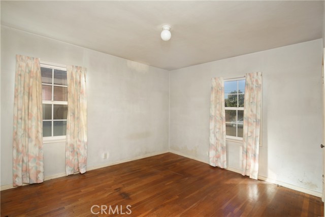 Detail Gallery Image 13 of 29 For 1618 W 9th, Santa Ana,  CA 92703 - 3 Beds | 1 Baths